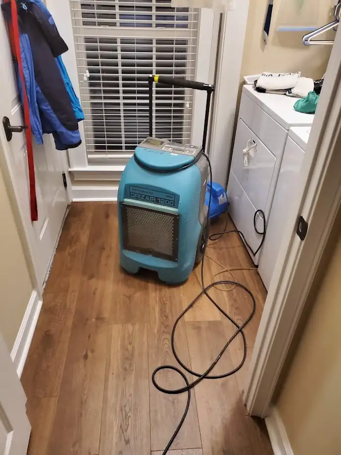 Commercial dehumidifier deployed for Crawl Space Restoration in Boaz
